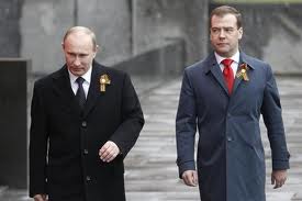 Russie Medvedev présente la liste de son gouvernement à Poutine